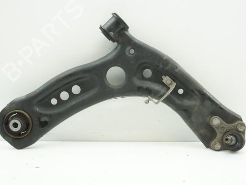 Used Right front suspension arm VW GOLF VII (5G1, BQ1, BE1, BE2) 2.0 GTI (230 hp) 18179977