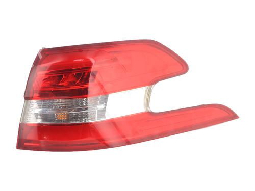 Used Right taillight PEUGEOT 308 SW II (LC_, LJ_, LR_, LX_, L4_) 2.0 GT HDi 180 / BlueHDi 180 (181 hp) 29967661