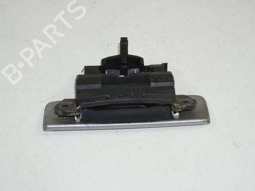 Used Rear left exterior door handle PEUGEOT 306 Hatchback (7A, 7C, N3, N5) 1.8 (101 hp) 18178533