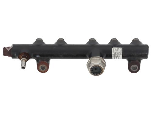 Used Injection rail Injection rail 37248811 37248811