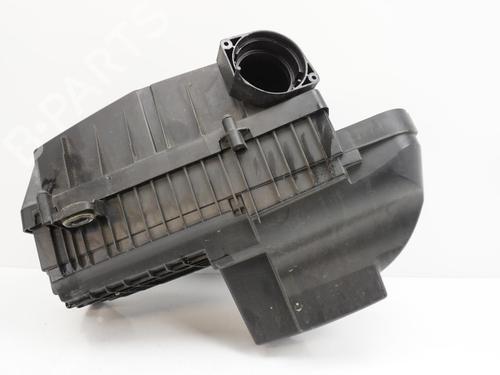 Used Air filter box PEUGEOT 407 Coupe (6C_) 2.7 HDi (204 hp) 18192064