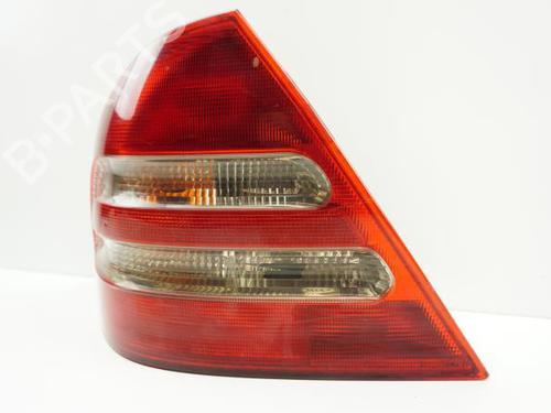 Venstre baglygte MERCEDES-BENZ C-CLASS (W203) C 220 CDI (203.006, 203.008) (143 hp) 18173460