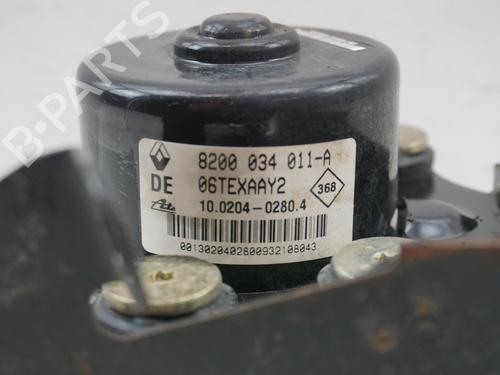 Módulo de ABS RENAULT TWINGO I (C06_) 1.2 16V (C06C, C06D, C06K) (75 hp) 19646380