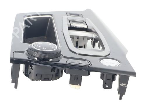 Middle console PEUGEOT 3008 II SUV (MC_, MR_, MJ_, M4_) 2.0 BlueHDi 150 (MJAHXH, MJAHXV, MJAHXG, MJAHSH, MJAHRH,... | BP29304641I22 