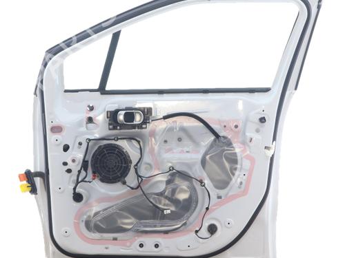 right-front-door-citroen-c3-aircross-ii-2r_-2c_-2017-40492715 main image