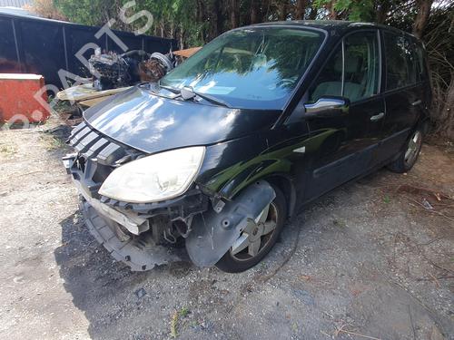 Brugte RENAULT SCÉNIC II (JM0/1_) 1.9 dCi (JM14) (131 hp) 4259726