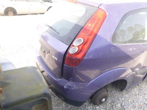 Feu arrière droit FORD FIESTA V (JH_, JD_) 1.4 TDCi (68 hp) 18190366