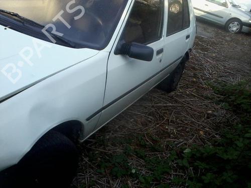 Left mirror PEUGEOT 205 II (20A/C) 1.9 Diesel | BP18186476C26