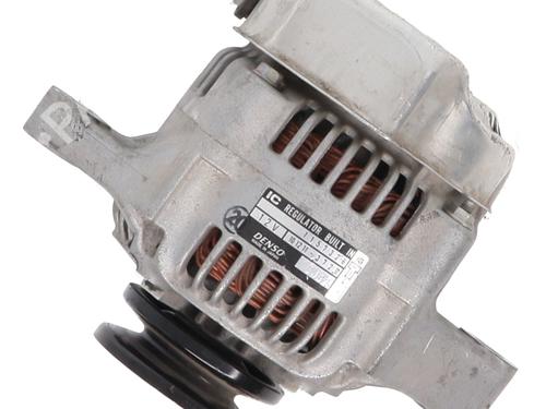 Used Alternator Alternator TOYOTA YARIS (_P1_) 1.4 D-4D (NLP10_, NLP10R) (75 hp) 19793017 19793017