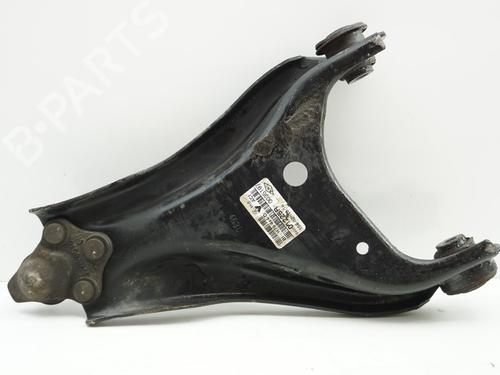 Used Right front suspension arm DACIA DUSTER (HS_) 1.2 TCe 125 (125 hp) 18177438