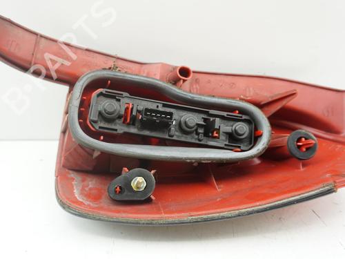 Left taillight PEUGEOT 306 Break (7E, N3, N5) 1.9 D | BP18183564C34 