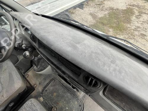 Used Dashboard RENAULT MASTER II Van (FD) 2.5 dCi 100 (FD0U, FD0V) (99 hp) 22074279