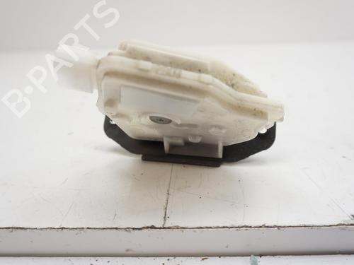 Tailgate lock TOYOTA YARIS (_P13_) 1.3 (NSP130_, NSP130) | BP18191368C101 