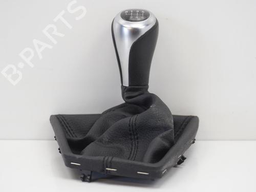 Used Shift knob Shift knob BMW 1 (F20) 116 i (136 hp) 18186934 18186934