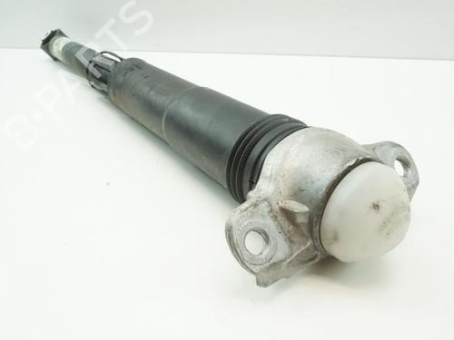 Used Right rear shock absorber VW GOLF VII (5G1, BQ1, BE1, BE2) 1.6 TDI (105 hp) 18185904