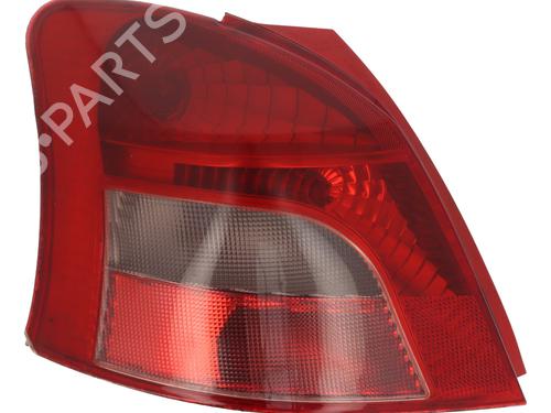 Używane Lampa tylna lewa TOYOTA YARIS (_P9_) 1.3 VVT-i (SCP90_, SCP90R) (87 hp) 29919365
