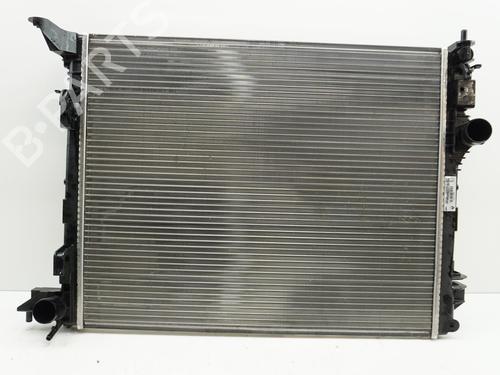 Used Water radiator Water radiator RENAULT MEGANE IV Hatchback (B9A/M/N_) 1.2 TCe 130 (B9MR) (130 hp) 18188228 18188228