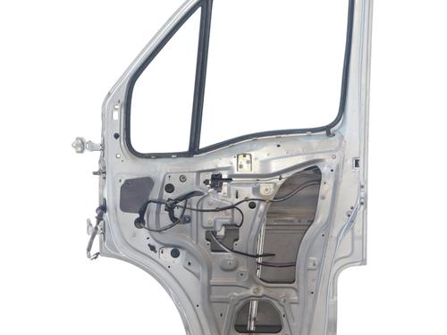 right-front-door-renault-master-ii-van-fd-1997-1998-1999-2000-2001-2002-2003-2004-2005-2006-2007-2008-2009-2010-2011-2012-2013-33235160 main image