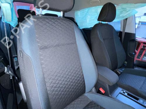 Used Right front seat Right front seat VW GOLF VII (5G1, BQ1, BE1, BE2) 1.5 TSI (150 hp) 31849697 31849697