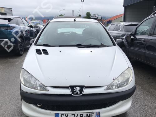 Venstre forlygte PEUGEOT 206 Hatchback (2A/C) 1.4 HDi eco 70 | BP29555247C28 