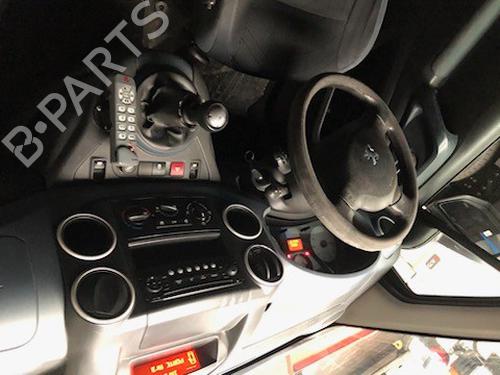 Left headlight PEUGEOT PARTNER Tepee 1.6 HDi 90 | BP33657310C28  - Image 11