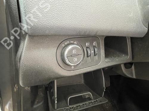 Used Headlight switch OPEL MERIVA B MPV (S10) 1.4 (75) (120 hp) 29040329