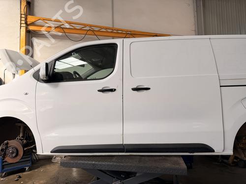 Used Left front door Left front door 39254817 39254817