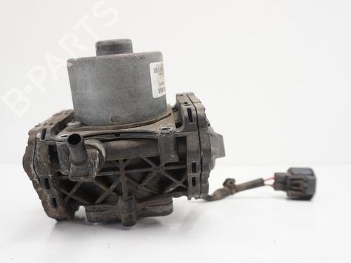 Vacuum pump VOLVO V60 I (155) D6 Hybrid AWD 31362373