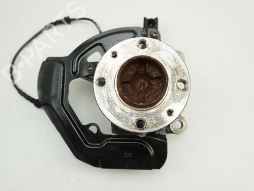 Used Left front steering knuckle RENAULT TWINGO III (BCM_, BCA_) 1.0 SCe 70 (BCMB) (69 hp) 18193078