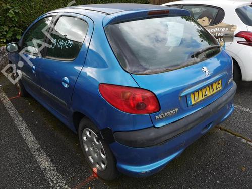 Fuse box PEUGEOT 206 Hatchback (2A/C) 2.0 HDI 90 | BP18186264E1 