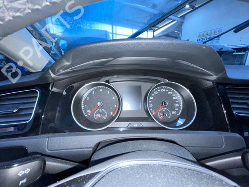 Used Instrument cluster Instrument cluster VW GOLF VII (5G1, BQ1, BE1, BE2) 1.5 TSI (150 hp) 31849699 31849699