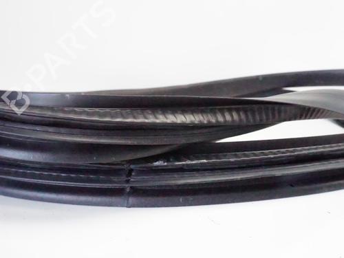 Rubber door seal RENAULT MEGANE IV Hatchback (B9A/M/N_) 1.6 dCi 130 (B9A4) | BP18184770C142 