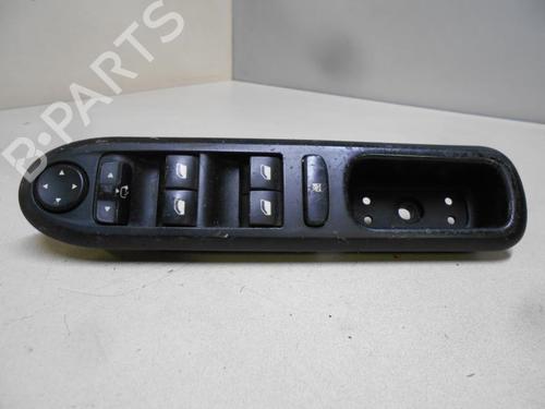 Used Switch PEUGEOT 407 SW (6E_, 6D_) 2.0 HDi 135 (136 hp) 22071382