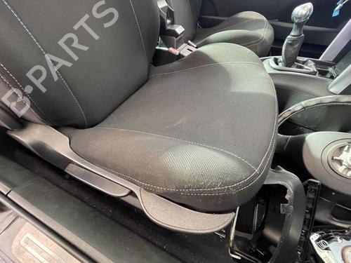 Right front seat PEUGEOT 207 CC (WD_) 1.6 HDi | BP19410337C16 