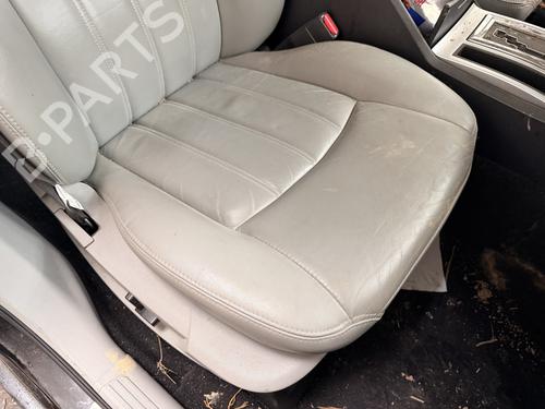 Right front seat CHRYSLER 300C (LX, LE) 3.0 CRD | BP38585181C16 - Image 2