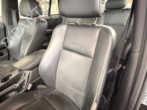 Left front seat BMW X3 (E83) | BP39554638C15 - Image 3