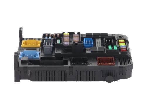 Used Fuse box Fuse box 37663762 37663762
