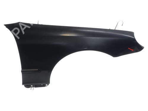 Used Right front fenders MERCEDES-BENZ C-CLASS (W203) C 200 CDI (203.004) (116 hp) 32184815