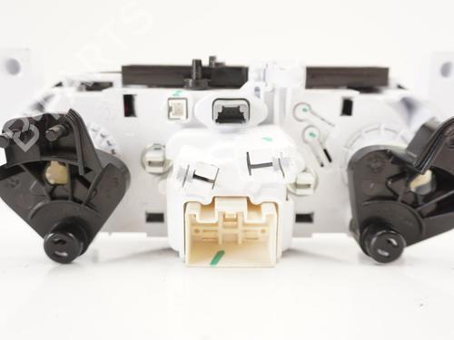 Used Climate control Climate control DACIA DOKKER MPV (KE_) 1.5 Blue dCi 95 (KEJL) (95 hp) 18171278 18171278