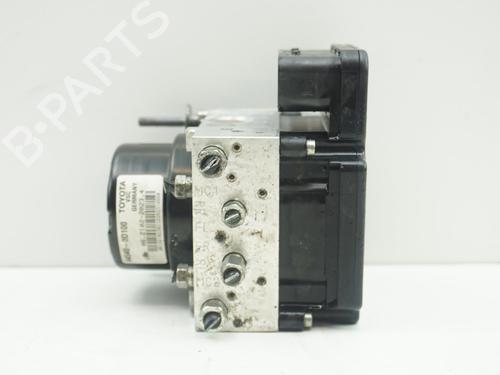 ABS pump TOYOTA YARIS (_P13_) 1.0 (KSP130_, KSP130) | BP18177404M43