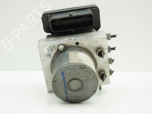 Used ABS pump ABS pump RENAULT MASTER III Van (FV) 2.3 dCi 145 FWD (FV0E, FV0F, FV0H, FV02, FV0M, FV0S,... (146 hp) 18172931 18172931