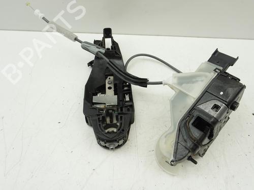 Used Front left lock OPEL CORSA F (P2JO) 1.2 (68) (75 hp) 18191662