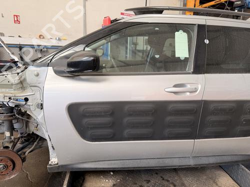 Used Left front door Left front door CITROËN C4 CACTUS 1.6 BlueHDi 100 (99 hp) 34172123 34172123