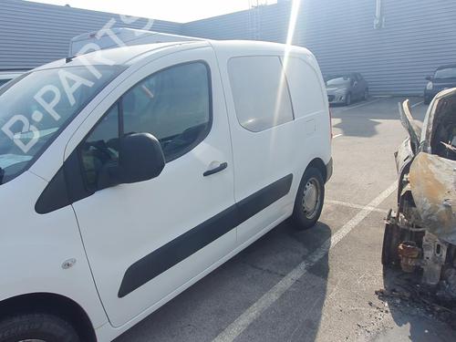 Third brake light PEUGEOT PARTNER Box Body/MPV 1.6 HDi | BP18172426L11 