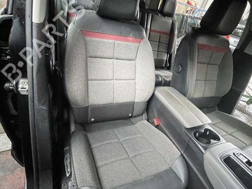 Used Right front seat CITROËN C5 AIRCROSS (A_) 1.5 BlueHDi 130 (ACYHZJ, ACYHZR) (131 hp) 26131834
