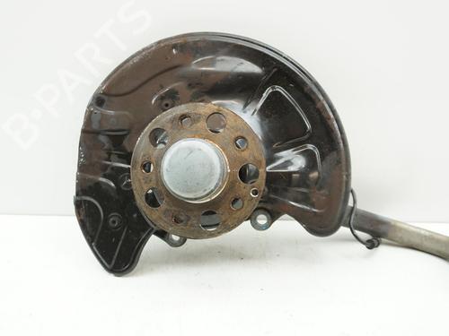Used Left front steering knuckle MERCEDES-BENZ CLS (C219) CLS 350 (219.356) (272 hp) 18244778