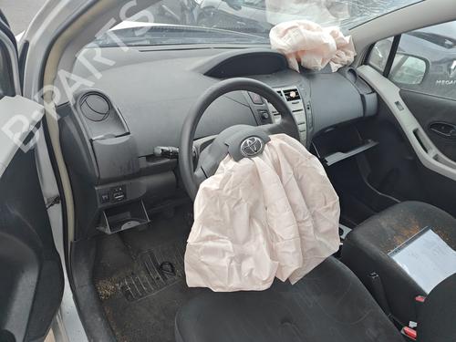 Right taillight TOYOTA YARIS (_P9_) 1.0 VVT-i (KSP90_, KSP90R) | BP32093486C35