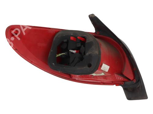 Right taillight PEUGEOT 206+ (2L_, 2M_) 1.4 i (2LKFWA, 2MKFWA) | BP23862792C35 