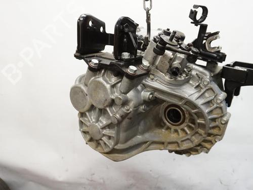 Used Gearbox HYUNDAI TUCSON (JM) 2.0 CRDi (140 hp) 18188088