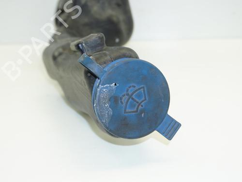 Used Windscreen washer tank Windscreen washer tank MERCEDES-BENZ C-CLASS (W204) C 350 CDI 4-matic (204.092) (231 hp) 18190567 18190567